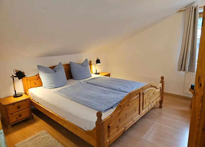 Gaestehaus Zum Giggerer Lägenhet *
