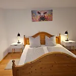 Gaestehaus Zum Giggerer Διαμέρισμα *