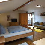 Διαμέρισμα Gaestehaus Zum Giggerer