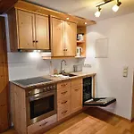 Gaestehaus Zum Giggerer Apartmán *