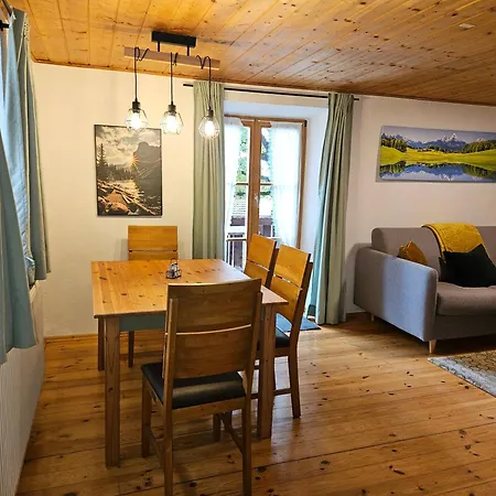 Lägenhet Gaestehaus Zum Giggerer