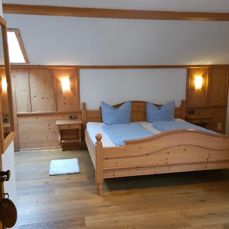Lägenhet Gaestehaus Zum Giggerer *