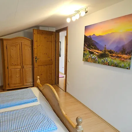 Gaestehaus Zum Giggerer Lägenhet Kochel am See