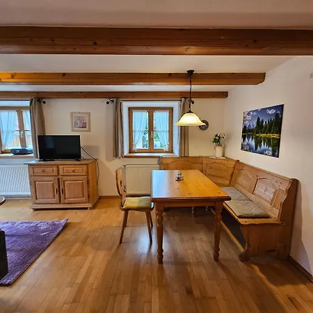 Lägenhet Gaestehaus Zum Giggerer *